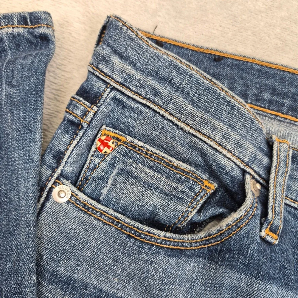 Hudson 28 Harper High Rise Crop Bootcut Jeans Medium Wash Distressed Denim